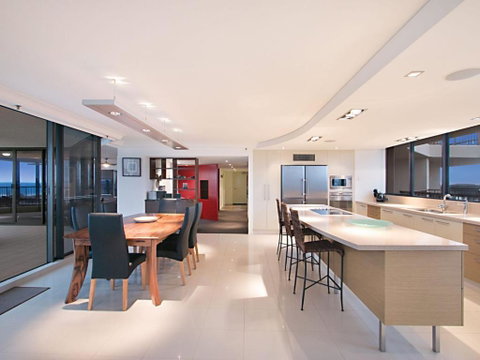 Seascape Apartments Unit 1201A Luxury Apartment With Views Of The Gold Coast & Hinterland - Sydney Tourism 5