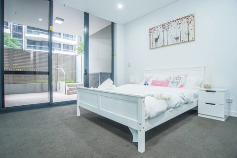 Stunning And Cozy Apartment In Heart Of Mascot - Sydney Tourism 2