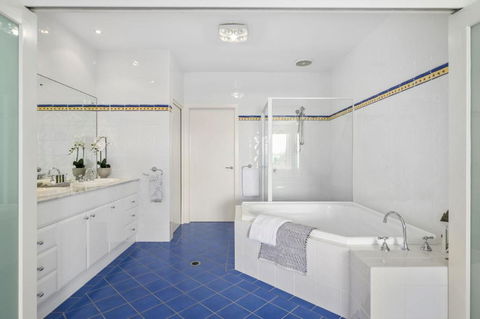 Villa Provence Coffs Harbour - Sydney Tourism 3