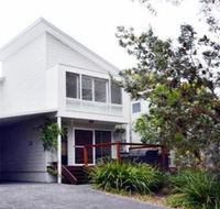 Scribbly Gum on Benton bushland setting - Sydney Tourism