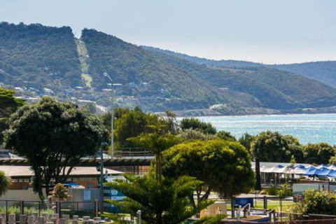 LOUTTIT BAY APARTMENT 1 Free Wifi Ocean Views & The Ultimate Location - Sydney Tourism 4