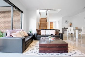 Stunning 3beds Near Knox Shopping Centro@wantirna - Sydney Tourism 0