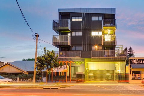 Canopy At 44 Minutes From The CBD Train & Cafes Wifi Nespresso Amenities - Sydney Tourism 2