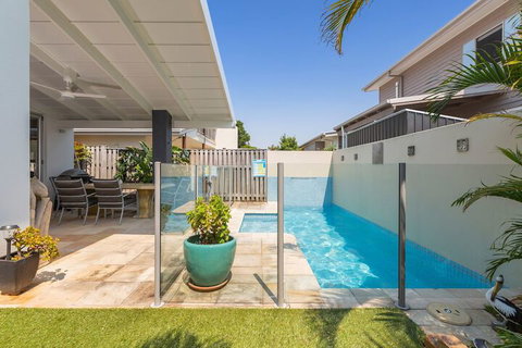 CASUARINA DREAMING - Sydney Tourism 2