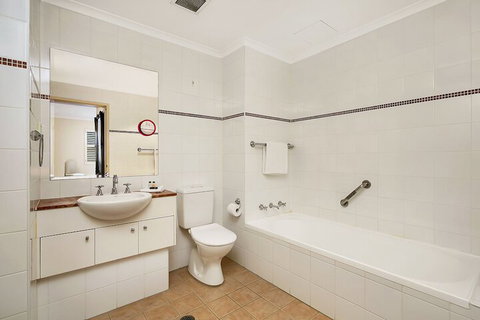 HC102 Karrabee Avenue Huntleys Cove - Sydney Tourism 3