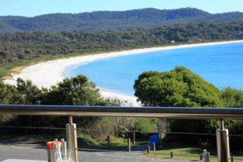 BAY Of FIRES BEACH SHACK Ocean Views From A Modern Beachhouse - Sydney Tourism 6