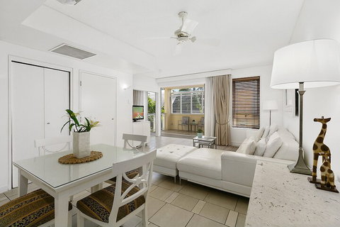 Hastings Street Unit Across Road From Beach Unit 524 32 Hastings Street - Sydney Tourism 4