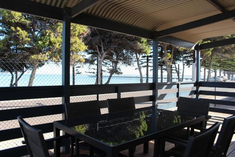 Ceduna Foreshore Caravan Park - Sydney Tourism 6