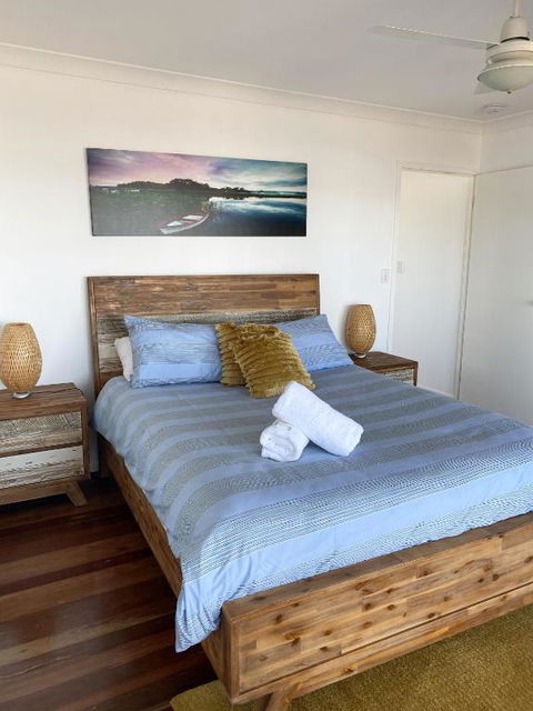 Happy Tides Beachfront Holiday Home - Sydney Tourism 6