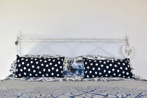 Bright & Airy TOP Floor Apartment With FAB Views - Sydney Tourism 7