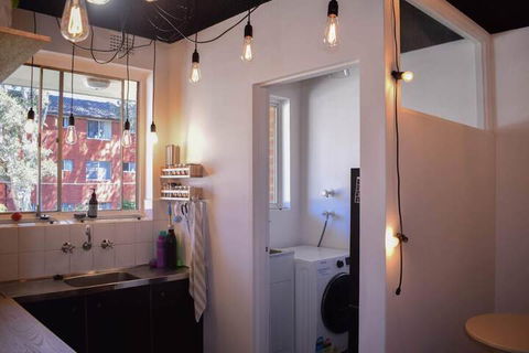 Stylish Modern 1 Bedroom Apartment In Marrickville - Sydney Tourism 5