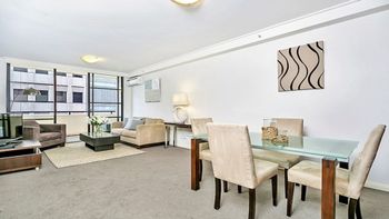 The Apartment Service AX405 - Sydney Tourism 1