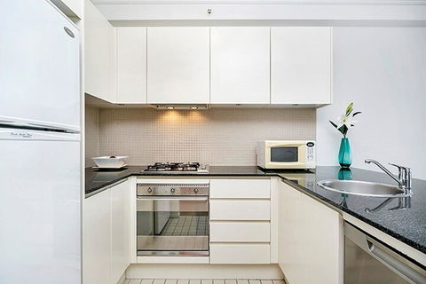 The Apartment Service AX803 - Sydney Tourism 6