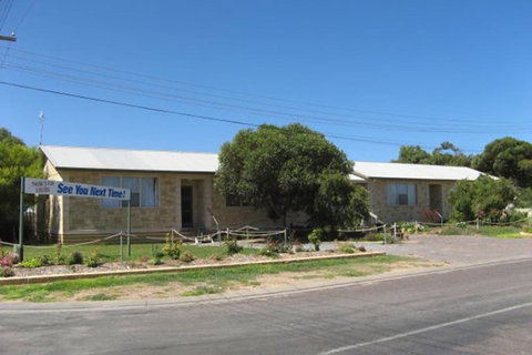 ARNO BAY CARAVAN PARK - Sydney Tourism 2