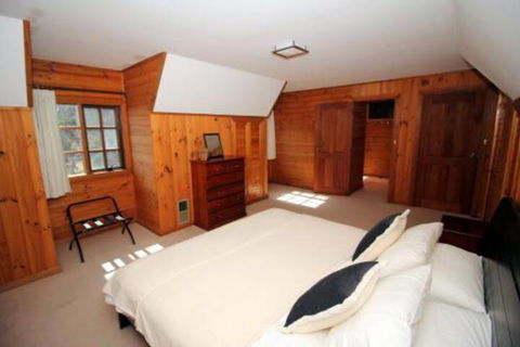 The Great House Bnb - Sydney Tourism 6