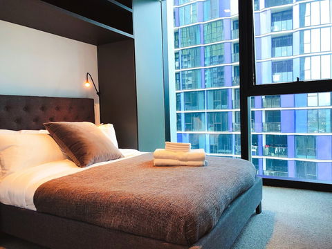 CBD Amazing View 2 Bedrooms Apartments - Sydney Tourism 5