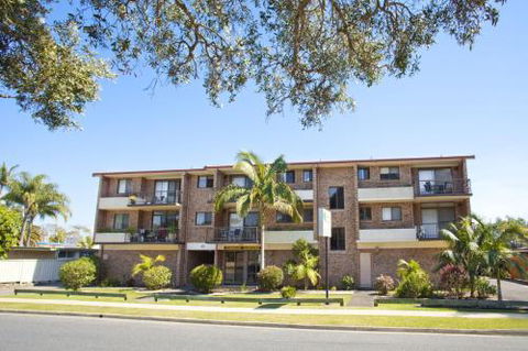 Hawaiian Gardens Unit 3 - Sydney Tourism 1