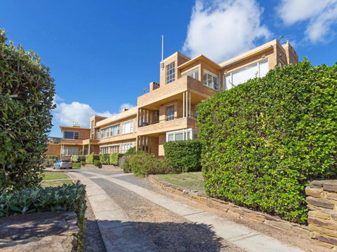 BEACH BELLE MORNINGTON - Sydney Tourism 5