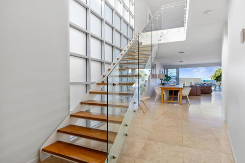 Sapphire Sands Beach House - Sydney Tourism 6