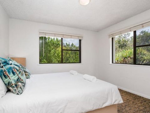 EAST COAST ESCAPES Byron Beachfront - Sydney Tourism 0