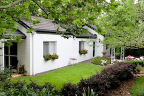 Homewood Cottages - Sydney Tourism 0