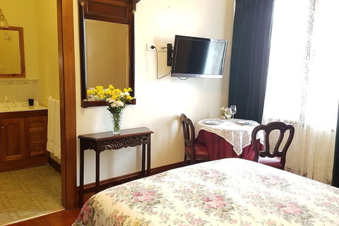 The Postmaster Inn BnB - Sydney Tourism 5