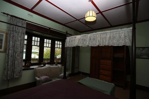 COLWYN HOUSE & STABLE COTTAGE B B - Sydney Tourism 4