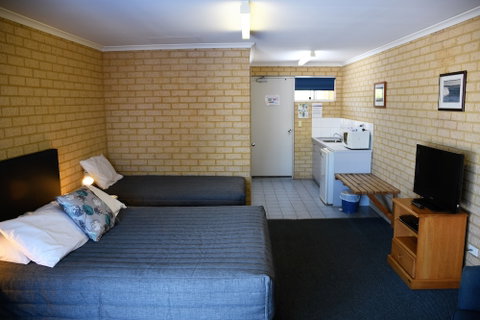 Kalbarri Seafront Villas - Sydney Tourism 5