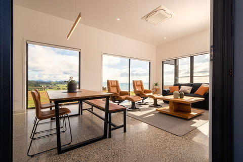 The Cove Tasmania - Sydney Tourism 1