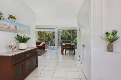 Northshor-Ultimate Beach House - Sydney Tourism 0