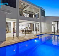 Narrabeen Beach House - Sydney Tourism