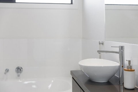 TORQUAY Relax & Unwind Beach 300m Table Tennis - Sydney Tourism 3