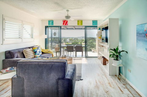 Coolum Beach 3 Level Townhouse Private Rooftop Terrace Spa Overlooking Mount Coolum - Sydney Tourism 2