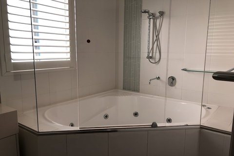 Pacific Blue 505-265 Sandy Point Road - Sydney Tourism 6