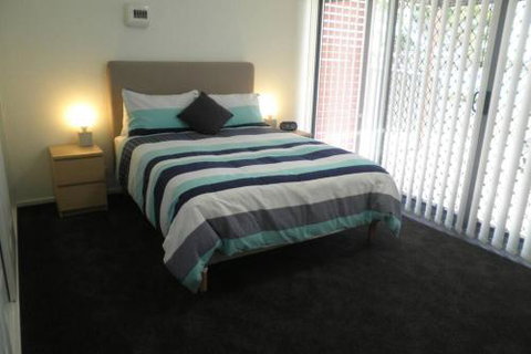 Almonta Apartments On The Water Front - Sydney Tourism 3
