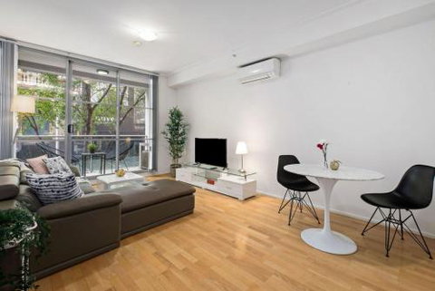 A Bright & Stylish Studio Next To Darling Harbour - Sydney Tourism 4
