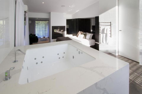 Hepburn Springs Escape Villa 7 - Sydney Tourism 2