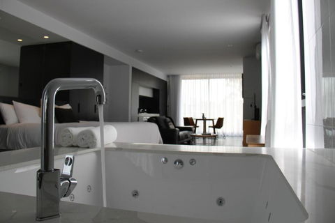 Hepburn Springs Escape Villa 7 - Sydney Tourism 5