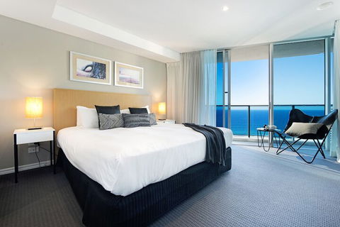 H Residences 2 Bedroom Ocean View In Surfers Paradise - Sydney Tourism 5