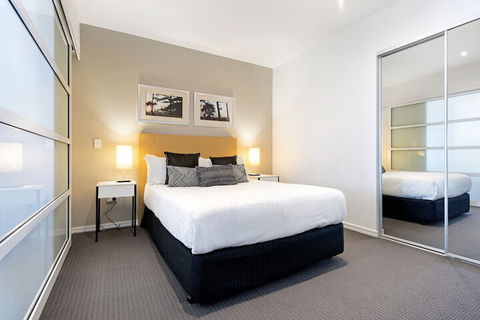 H Residences 2 Bedroom Ocean View In Surfers Paradise - Sydney Tourism 2