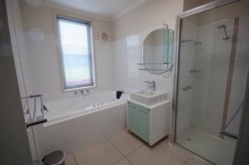 Holiday Makers - Sydney Tourism 4