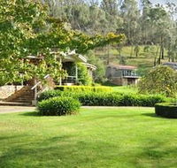 Araluen Lodge  Villas