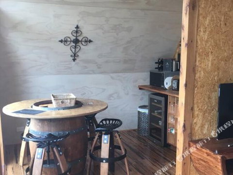 Bruny Island Accommodation 43 Degrees Beachside Studio Spa Apartments (1) - Sydney Tourism 5