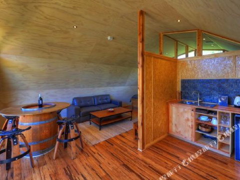 Bruny Island Accommodation 43 Degrees Beachside Studio Spa Apartments (1) - Sydney Tourism 6