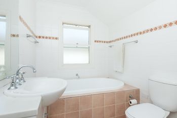 SYDNEY FAMILY HOME WITH POOL H344 - Sydney Tourism 1