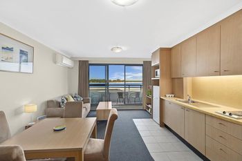 The Oak Room 106 - Sydney Tourism 6