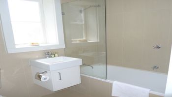 The Apartment Service LB001 - Sydney Tourism 2