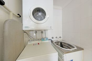 Wyndel Brown Street One Bedroom - Sydney Tourism 2
