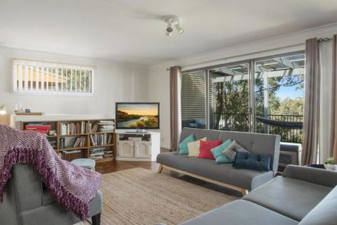 BEACH WITHIN REACH - Sydney Tourism 1