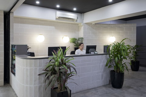 The Metropolitan Spring Hill - Sydney Tourism 3